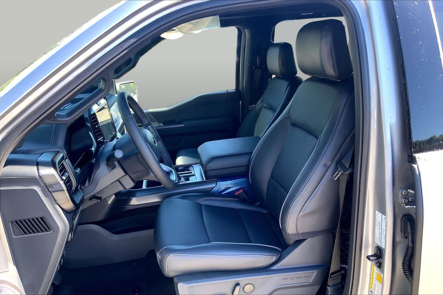 New 2026 Iconic Silver Metallic Ford LARIAT image 13