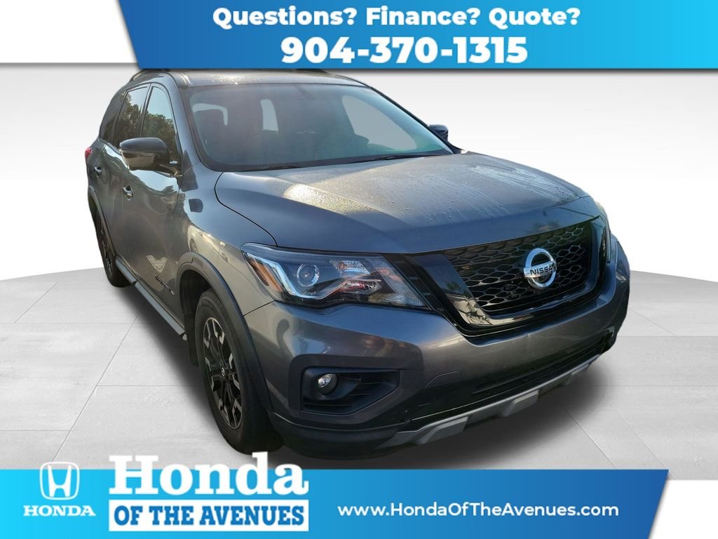 2020 Nissan Pathfinder SL 2WD's photo