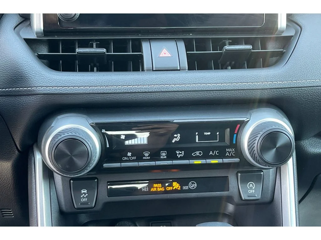Used 2025 Magnetic Gray Metallic Toyota LE image 27