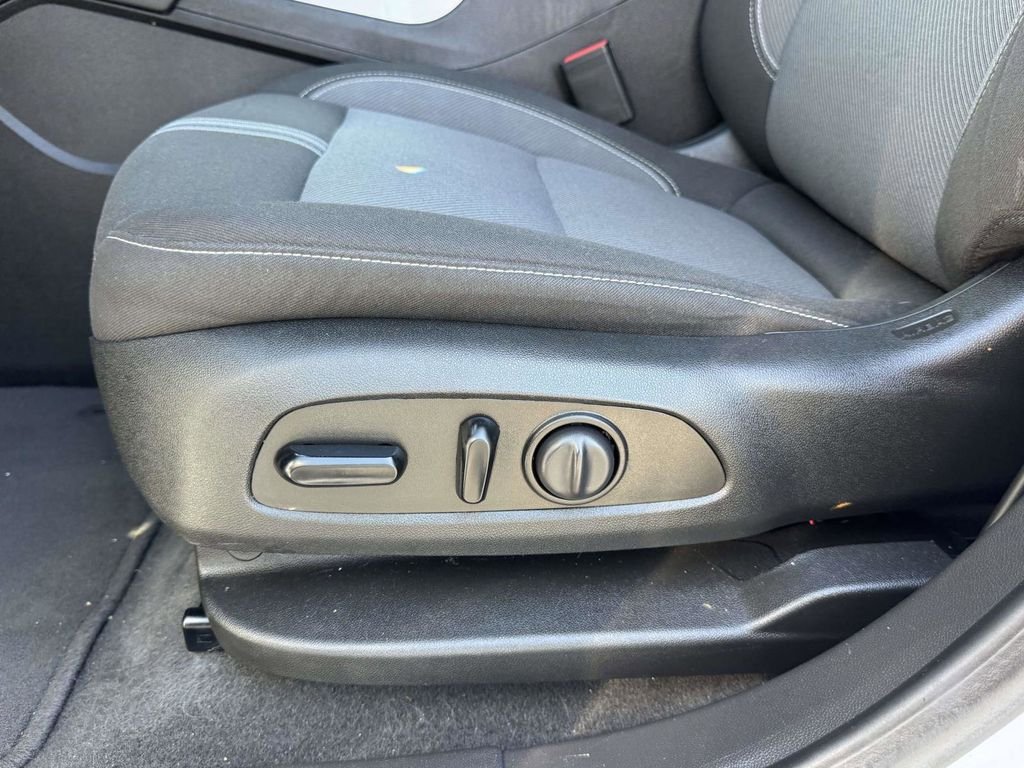 Used 2023 White Chevrolet LT image 20