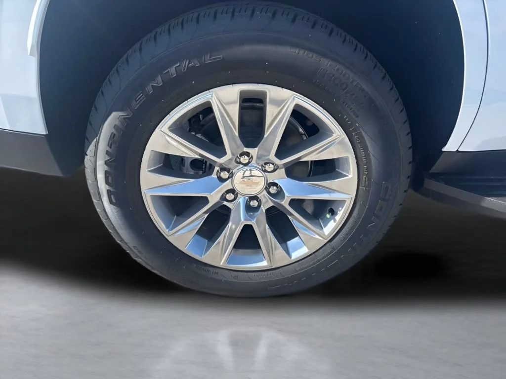 New 2026 Polar White Tricoat Chevrolet Premier image 38