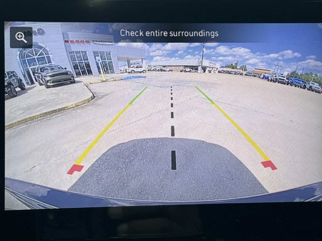 New 2027 Gray Jeep Laredo Altitude image 40