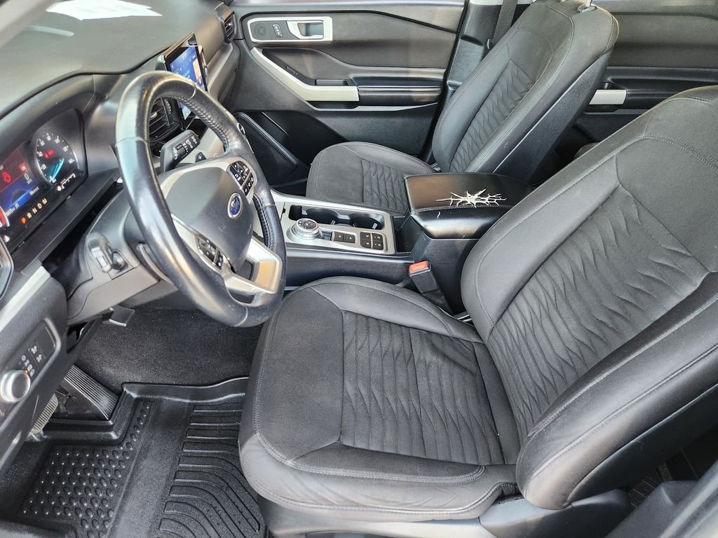 Used 2020 Agate Black Metallic Ford XLT image 15