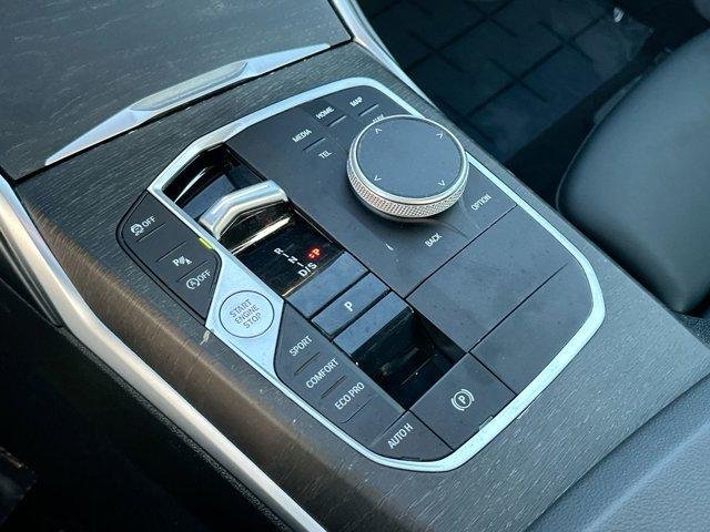 2024 BMW 3 Series 330i - Photo 15