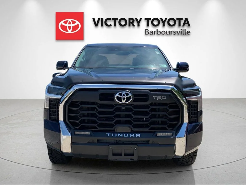Used 2022  Toyota SR5 image 8