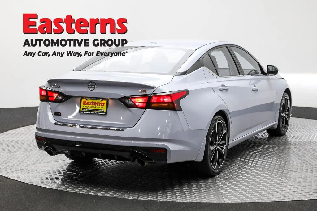 Used 2023 Gray Nissan 2.5 SR image 5