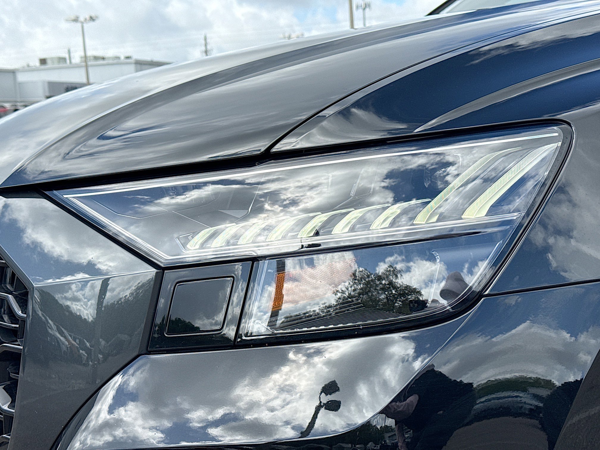 2022 Audi RS Q8 Base - Photo 9