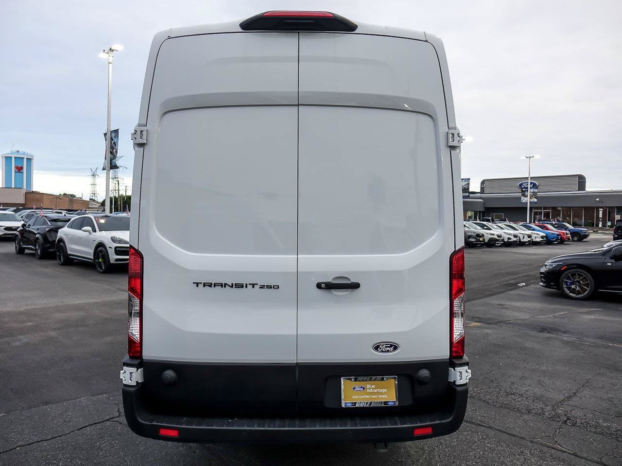 Used 2026 Oxford White Ford Base image 8
