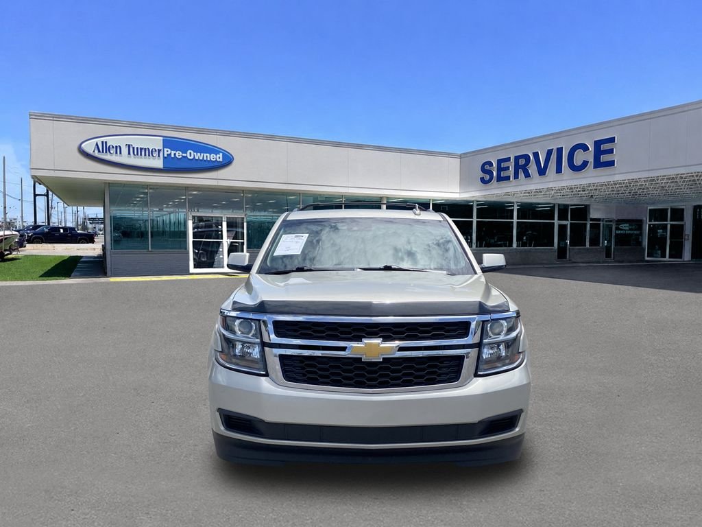 Used 2017 Champagne Silver Metallic Chevrolet LT image 3
