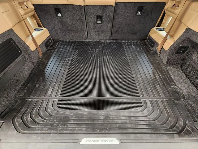 New 2026 White Land Rover SE image 32