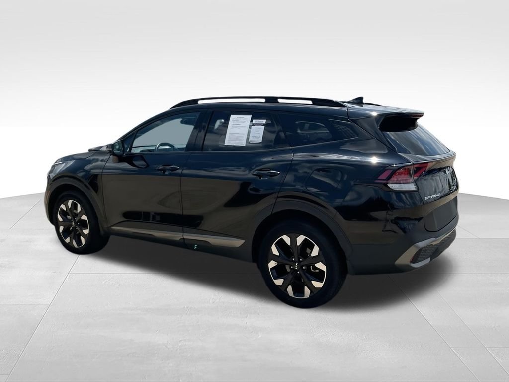 Used 2023 Black Kia X-Line image 6