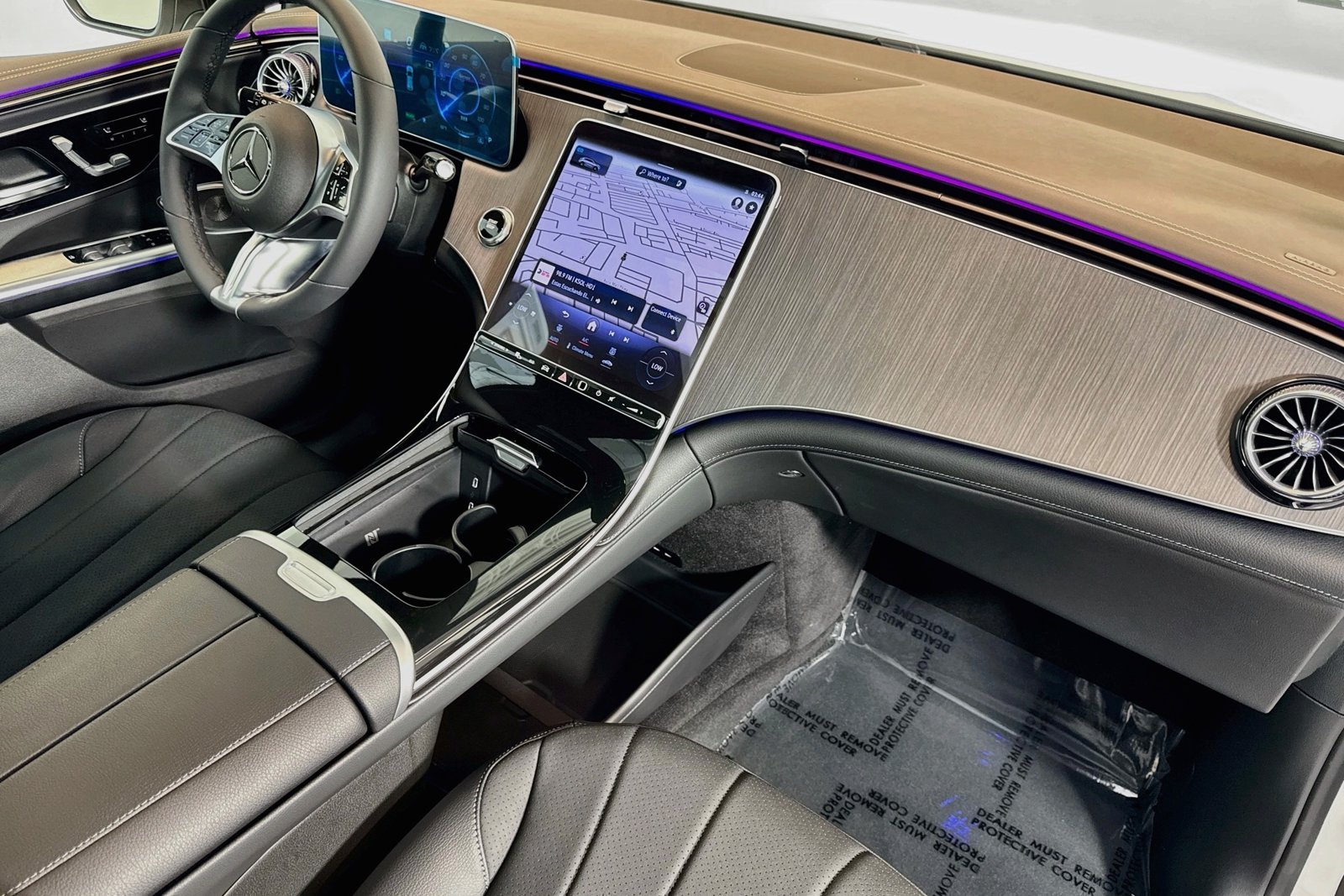 New 2027 Polar White Mercedes-Benz EQE 320 image 27