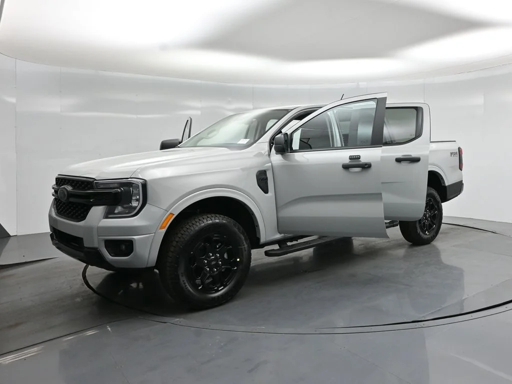 New 2026 Avalanche Ford XLT image 27