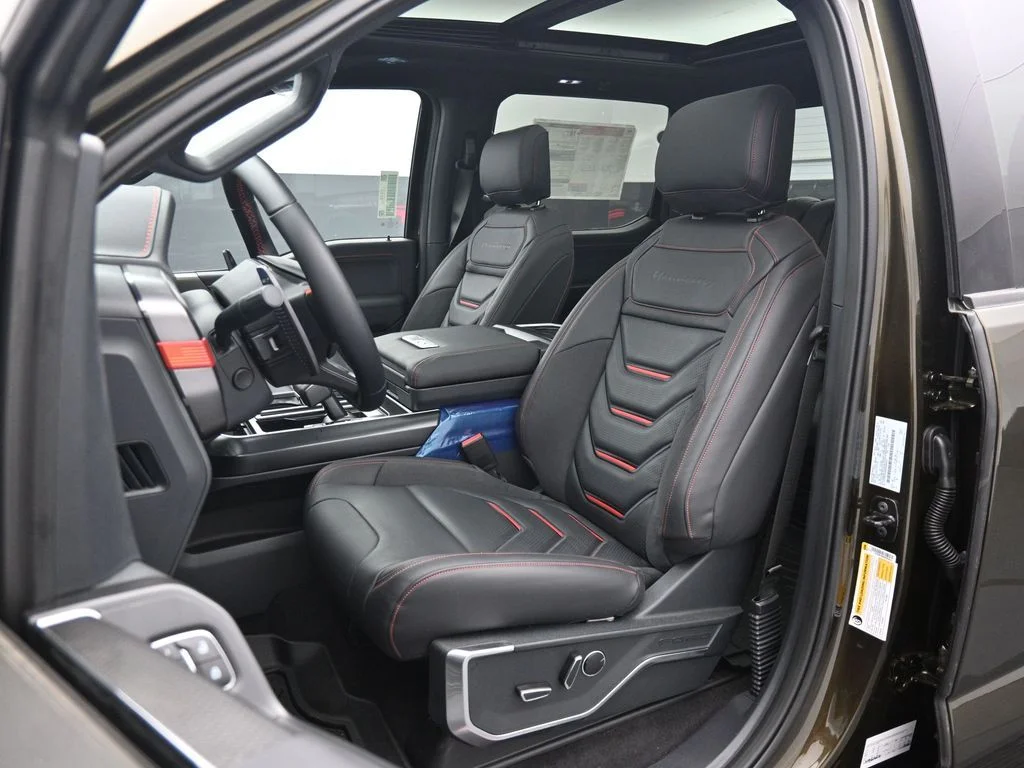 New 2025 Shelter Green Ford Raptor image 8