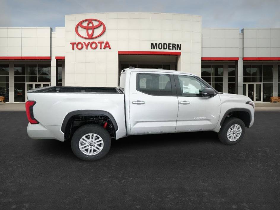 2026 Toyota Tundra SR5 - Photo 39