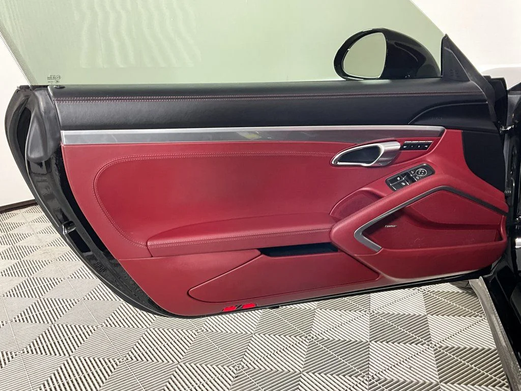 Used 2019 Black Porsche Targa 4 image 19