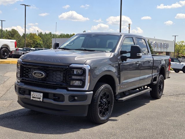 2026 FORD SUPER DUTY F-350 SRW F-350® XLT