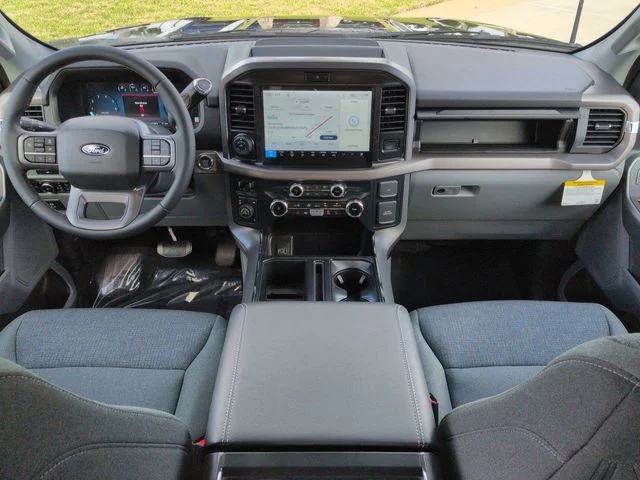 New 2026 Agate Black Metallic Ford XLT image 15