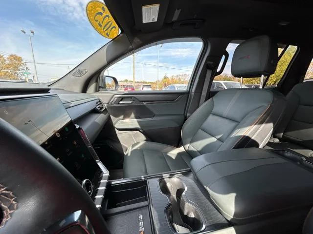 Used 2025 Black GMC AT4 image 46