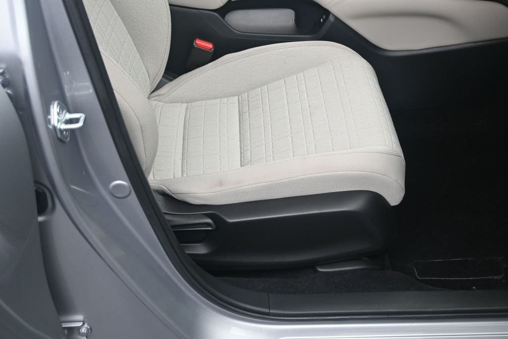 Used 2024  Honda LX image 11