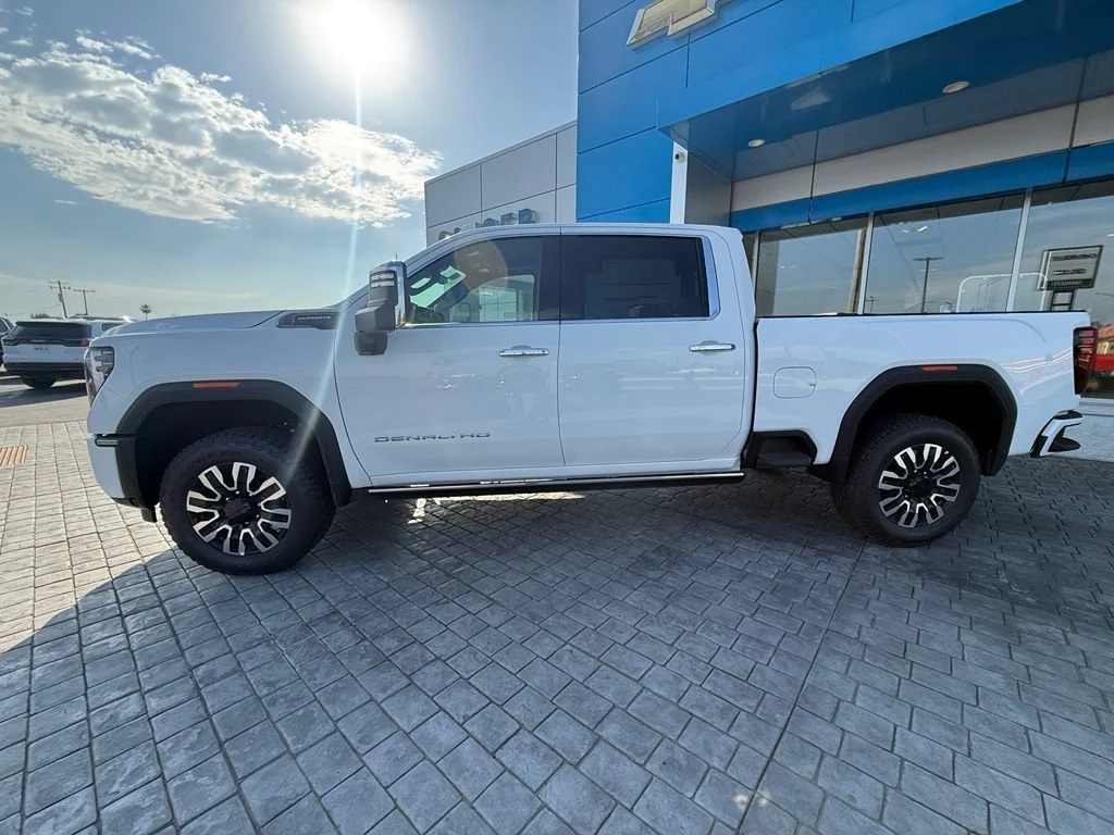 New 2026 Summit White GMC Denali Ultimate image 7