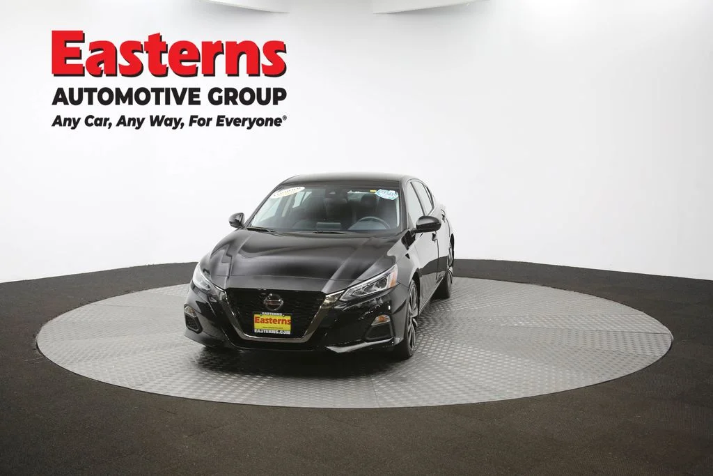 Used 2022 Black Nissan 2.5 SR image 50