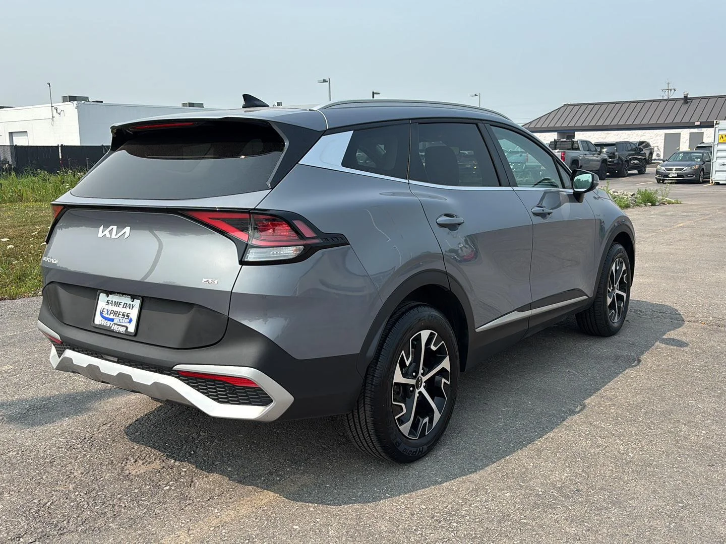 Used 2024 Everlasting Silver Kia EX image 7
