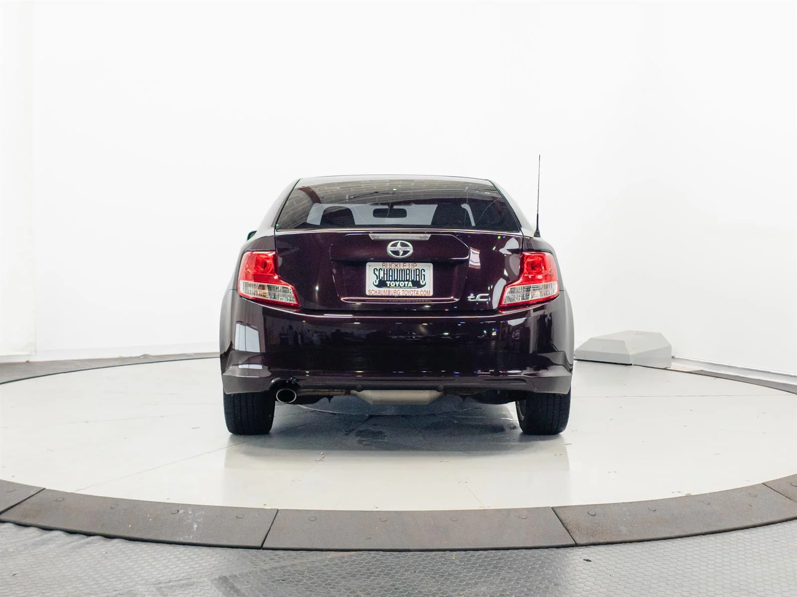 Used 2013 Red Scion Base image 9