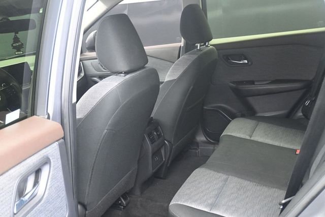 Used 2023 Gun Metallic Nissan SV image 17