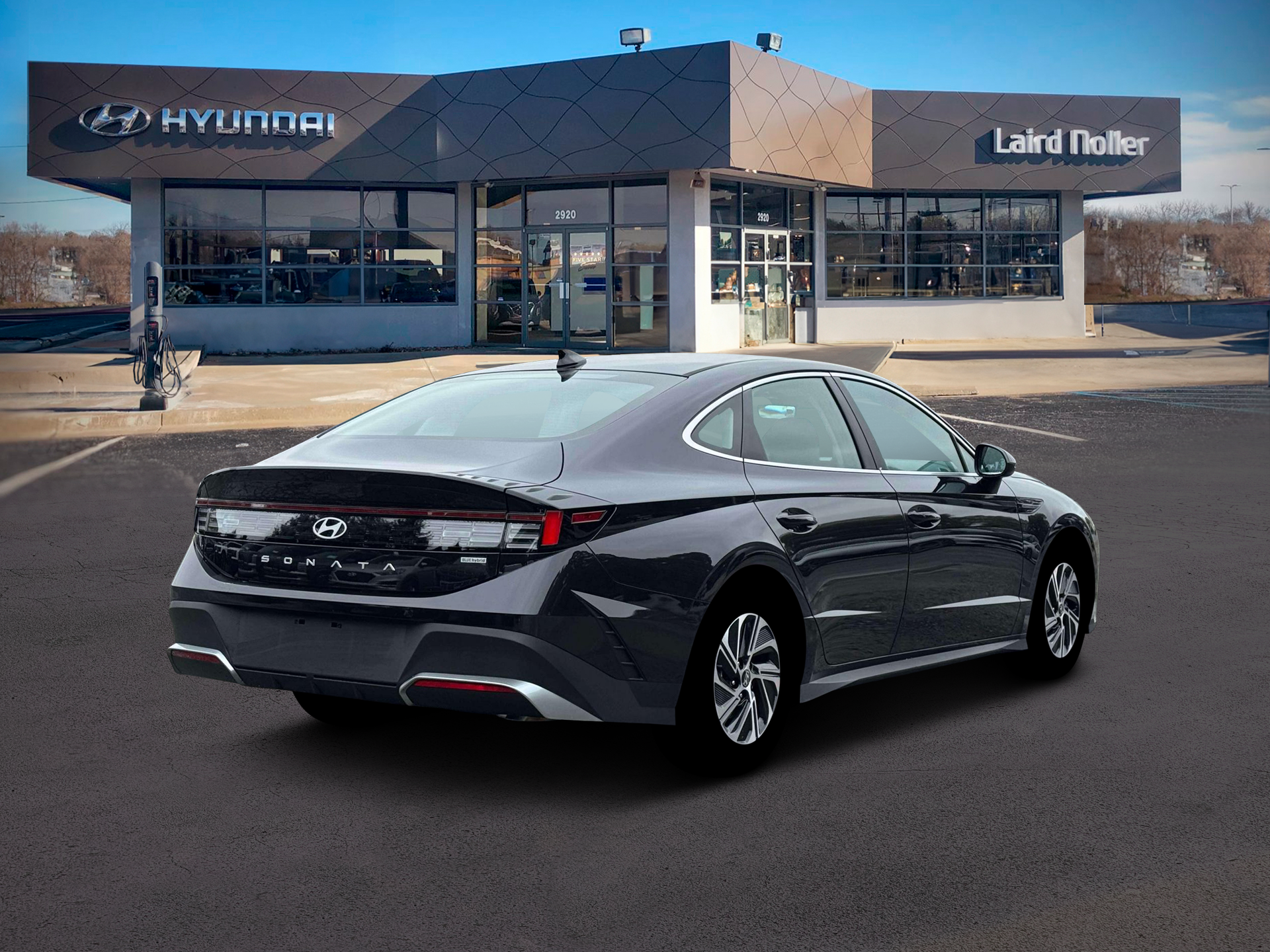 View vehicle photo 7