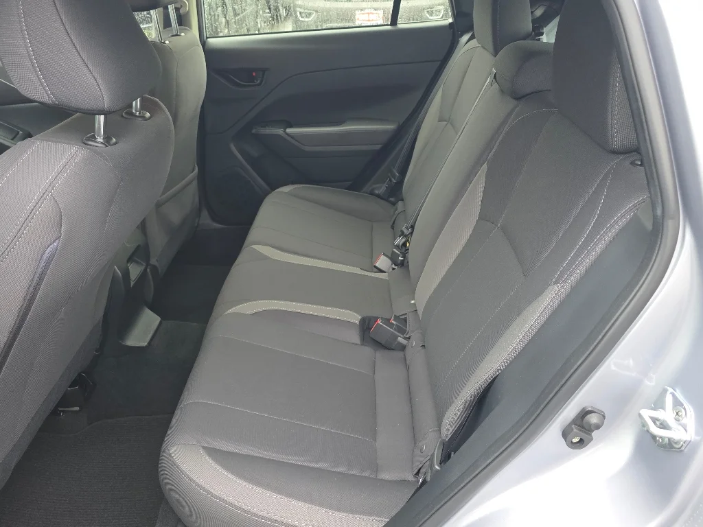 Used 2024 Ice Silver Metallic Subaru  image 29
