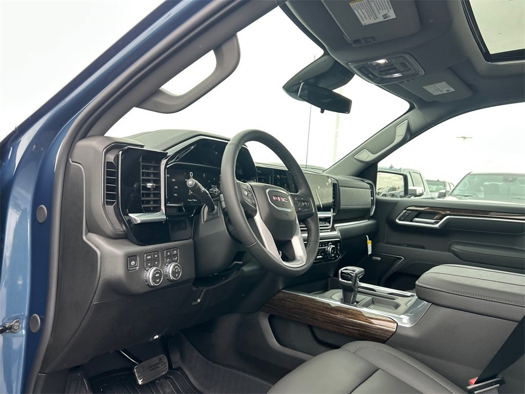 2026 GMC SIERRA - Image 17