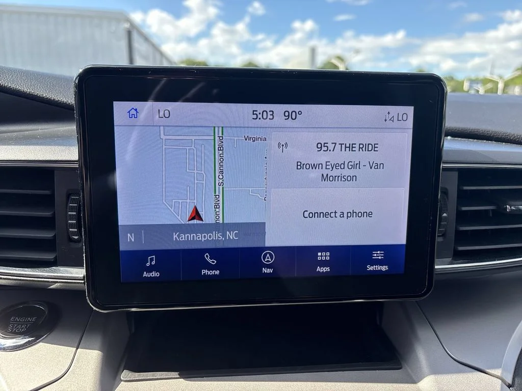Used 2023 Gray Ford XLT image 12
