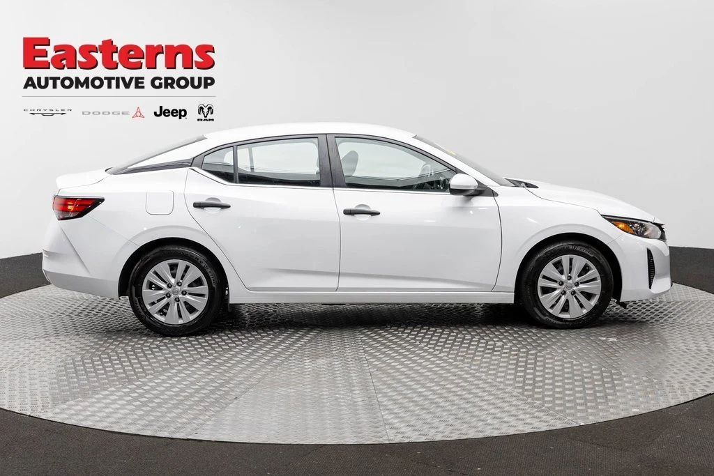 Used 2024 White Nissan S image 4