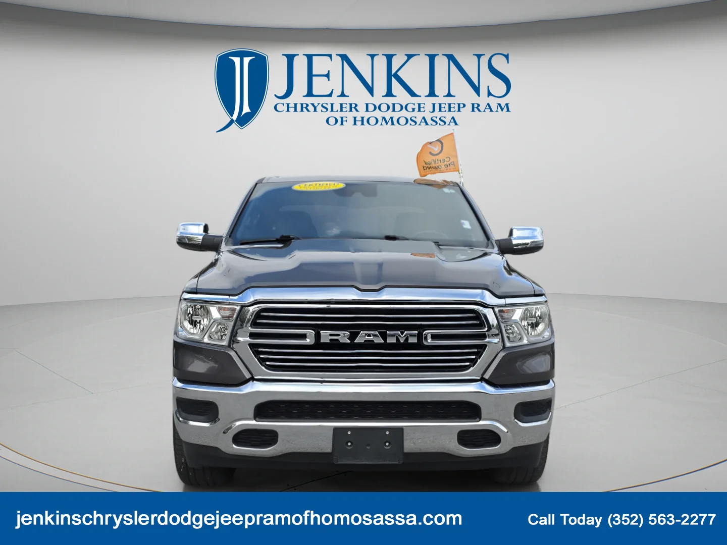 Used 2023 Granite Crystal Metallic Clearcoat Ram Laramie image 12