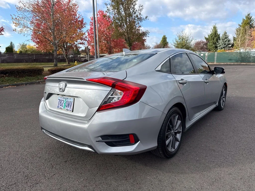 Used 2020 Lunar Silver Metallic Honda EX image 7