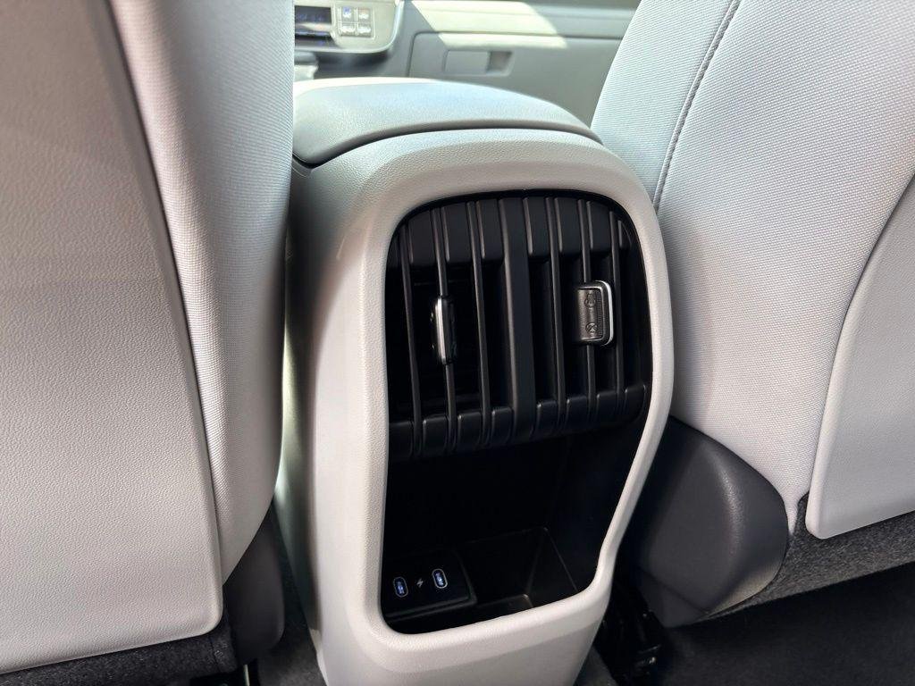 New 2026 Gray Hyundai SEL Sport AWD image 18