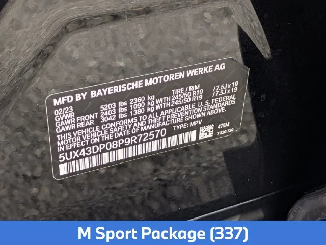 Used 2023 Black BMW sDrive30i image 28