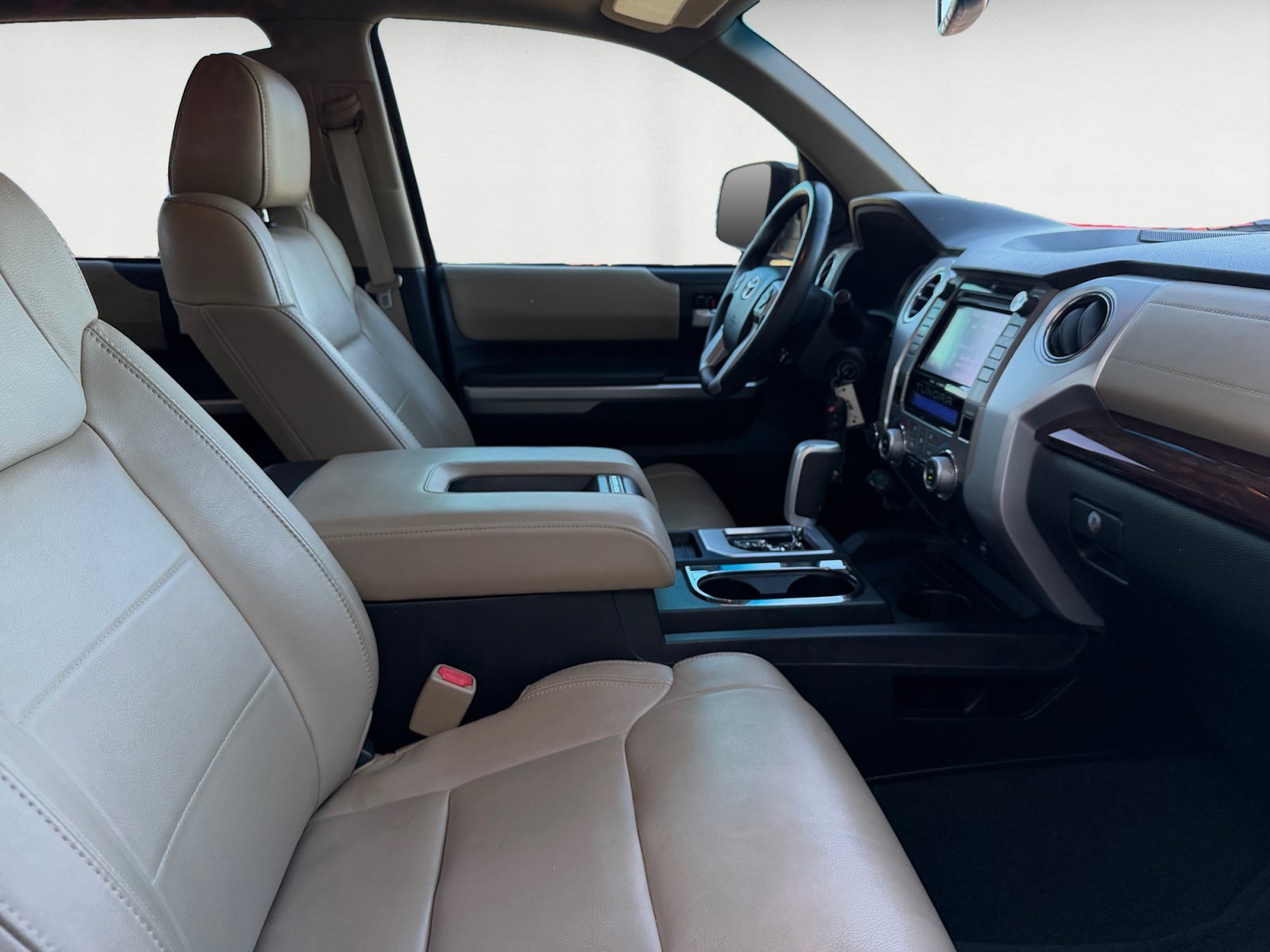 Used 2014 Sunset Bronze Mica Toyota LTD image 15
