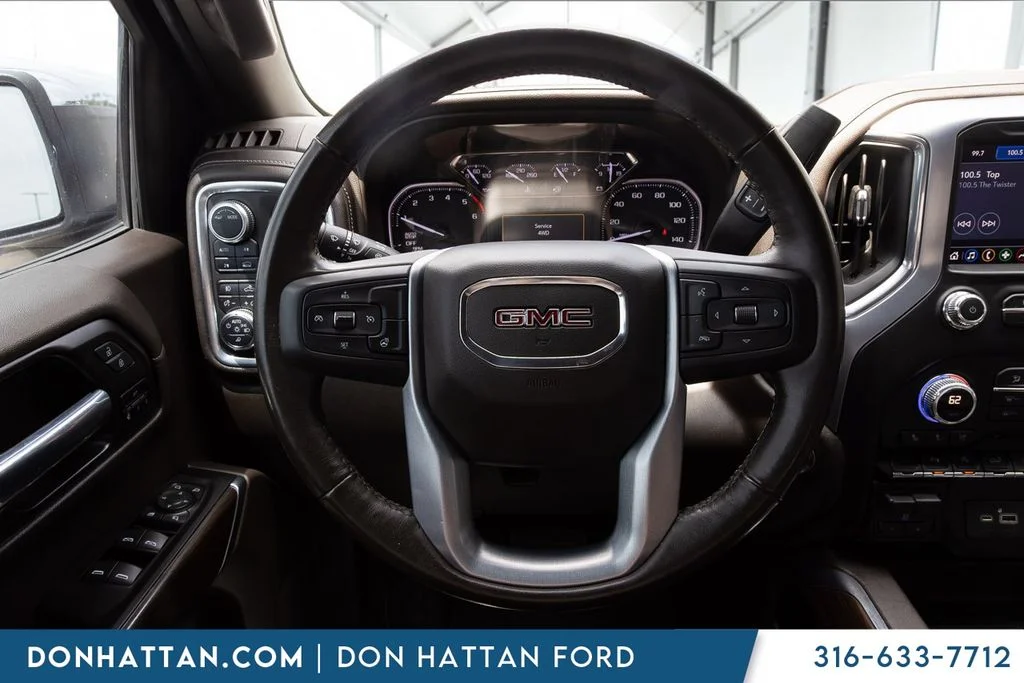 Used 2021 Silver GMC SLT image 5