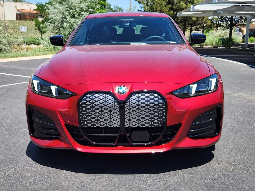 New 2026 Vegas Red Metallic BMW xDrive40 image 6