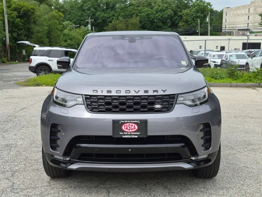 Used 2022 Gray Land Rover S R-Dynamic image 12