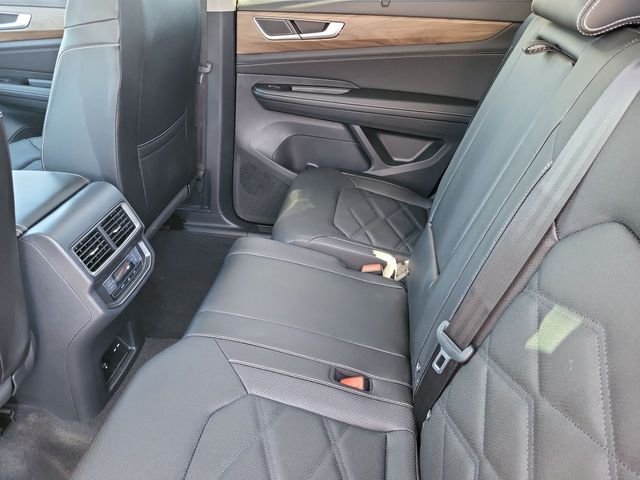 2026 Volkswagen Atlas SE w/Tech - Photo 13