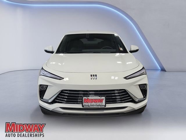 New 2026 Summit White Buick Preferred image 8