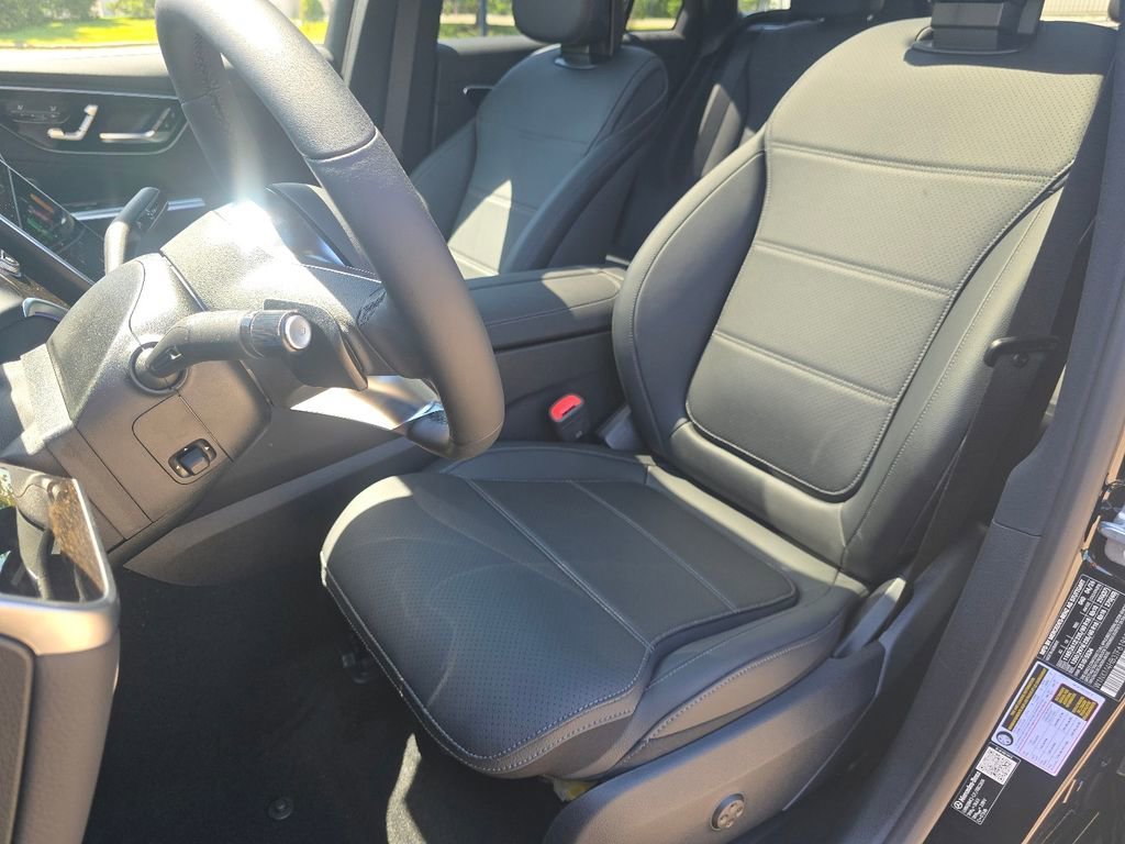 New 2026 Black Mercedes-Benz GLC 300 image 62
