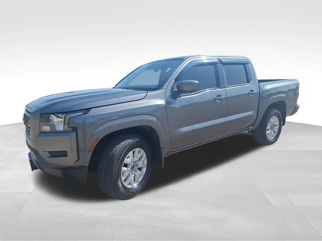Used 2022 Gray Nissan SV image 4