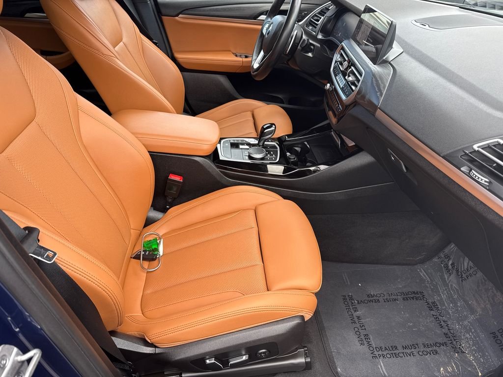 Used 2024 Phytonic Blue Metallic BMW xDrive30i image 13