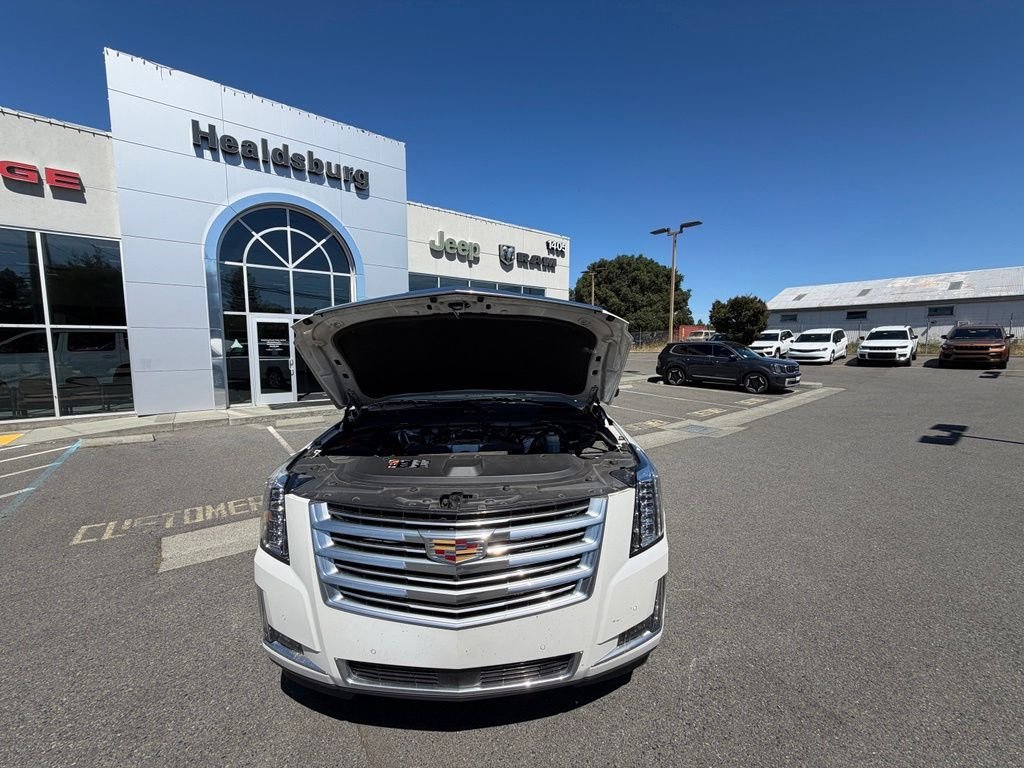 Used 2016 White Cadillac Platinum Edition image 30