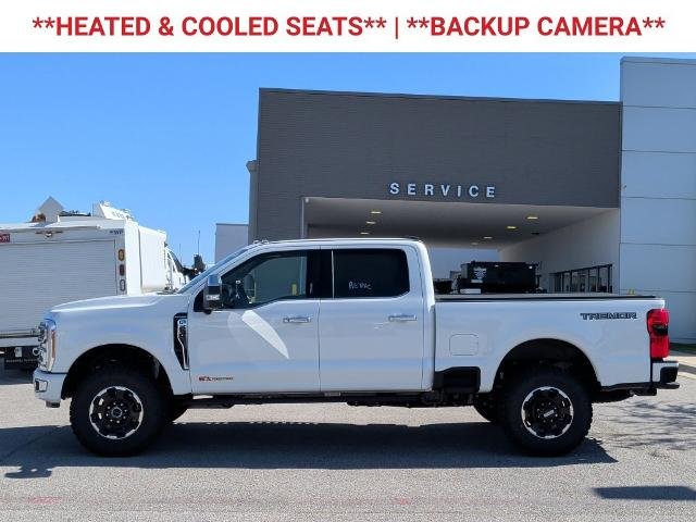 New 2027 Star White Metallic Tri-Coat Ford F-250® Platinum® image 57