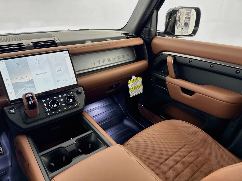 New 2026 Charente Grey Land Rover OCTA image 24